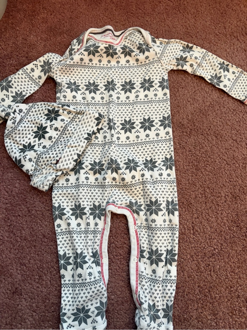 Burt's Bees Baby Cream and Gray Snowflake Footed One-Piece with Hat